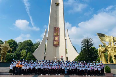 TRƯỜNG TIỂU HỌC AMA JHAO TỔ CHỨC CHƯƠNG TRÌNH HOẠT ĐỘNG TRẢI NGHIỆM ” VỀ NGUỒN” CHÀO MỪNG KỶ NIỆM 50 NĂM NGÀY GIẢI PHÓNG HOÀN TOÀN MIỀN NAM (30/4/1975-30/04/2025)
